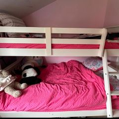 triple bunk