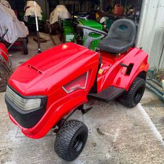 Ride on lawnmower
