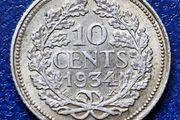 1934 Netherlands Silver 10 Cents - Wilhelmina coin