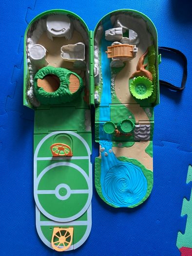 Nintendo Pokemon Battle Stadium Arena Play Set Green Back Pack 2020