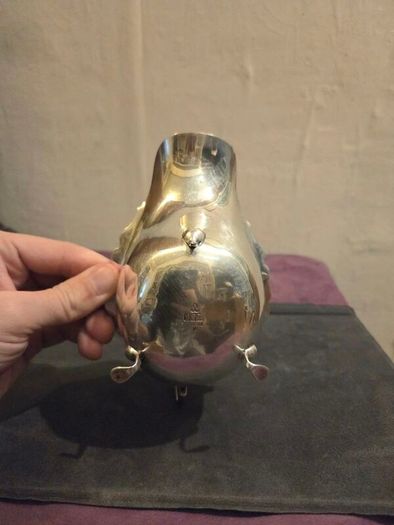 1905 Irish Sterling Silver S D Neill Gravy Boat