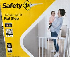 Safety 1st Flat Step Gate-White
