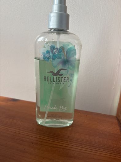 hollister body mist