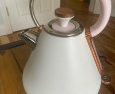 Light Pink Kettle