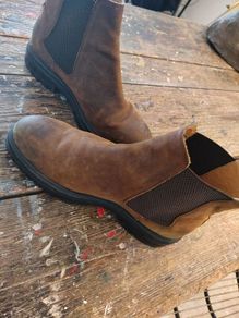 Kurt Geiger boots 42