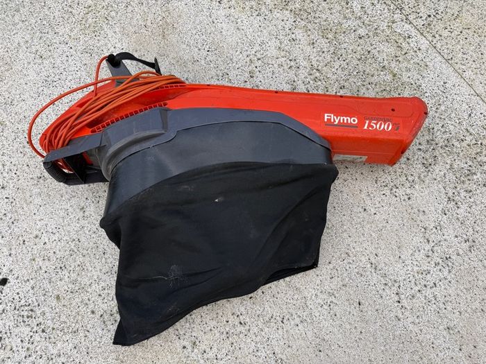 Flymo GardenVac