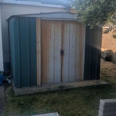 Garden shed 8ft wide x 6.5ft deep
