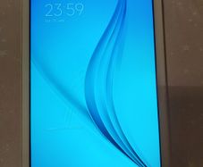 Samsung Galaxy Tab E, SM-T560, White, 8GB, 10.1 inch, in excellent condition