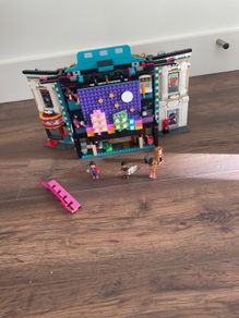 LEGO Friends Andreas Theater School 41714