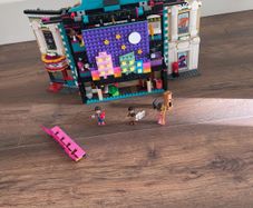 LEGO Friends Andreas Theater School 41714