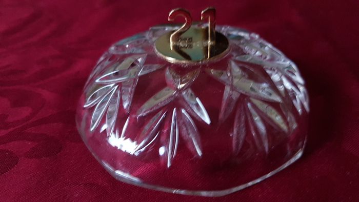 Killarney Crystal Cut Crystal Glass With Number 21 Lidded Jewelry Dish / Bowl With 22 Carat Gold Cover Handle and Footed Base Finishing Made In Ireland