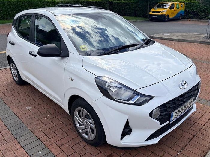 Hyundai i10 2023