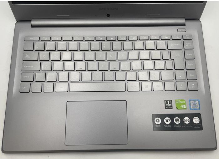 Medion Akoya P15645 (md61587) I5 16gb Ram 256gb Nvme Win 11 Pro