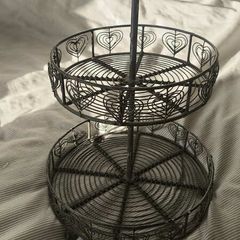 2-Tier Wire Fruit Basket / Serving Stand Heart Detail