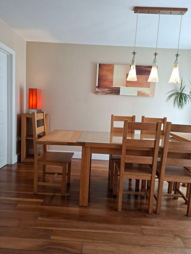 Solid White Oak Dining & Table 6 Chairs
