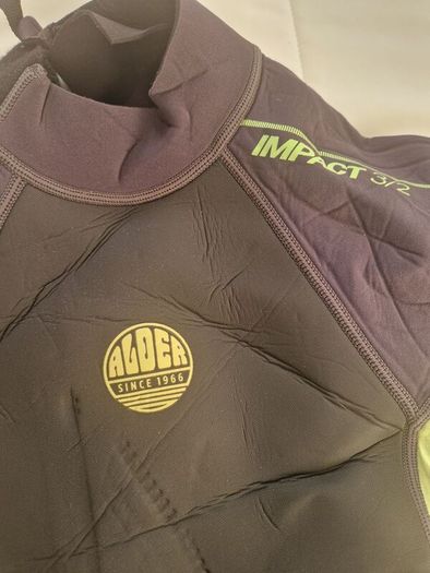 Children's wetsuits