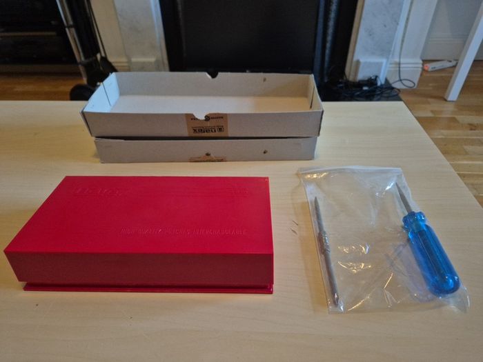 Wad hole punch set, NEW
