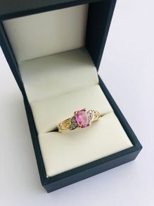 18ct Gold Pink Sapphire & Diamond Ring
