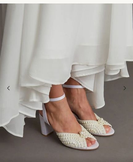 Pearl Bridal Block Heeled Sandals Ivory Size 5