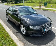 2013 Black Audi A4 Technik 2.0 TDI 136 PS