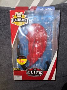 WWE Elite Heartbreak Hotel bed piece