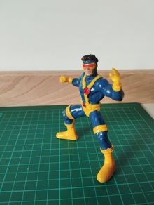 X-Men Cyclops Action Figure 1996