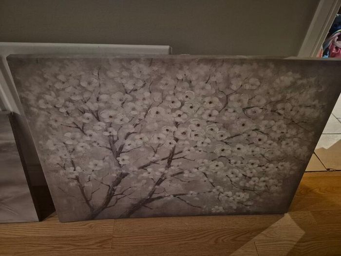 Ex Large canvas of white flowers
