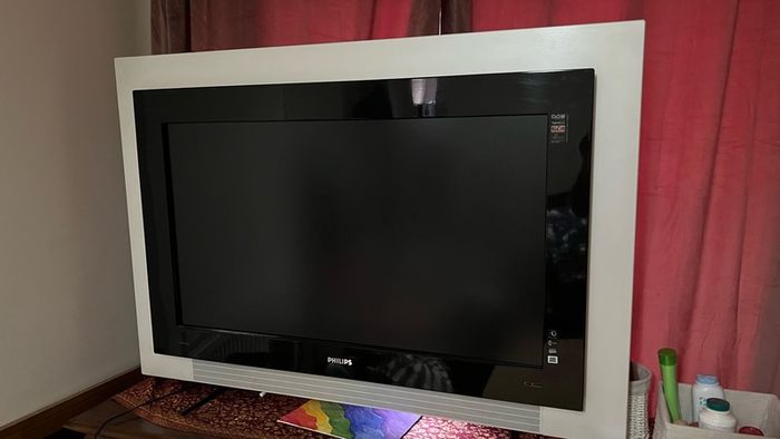 Philips 42 inch  LCD HD TV