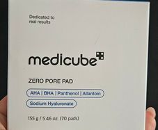 Medicube AHA BHA Zero Pore Pads with 70pads