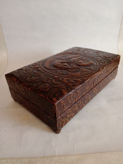 Vintage Tooled Leather Musical Cigar Box with Accessories