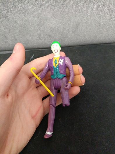 1989 Batman Joker Robin penguin action figures Toybiz