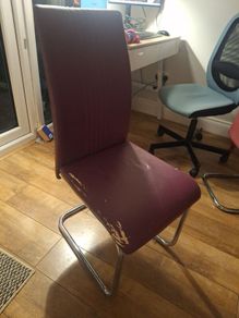 Dining room chair