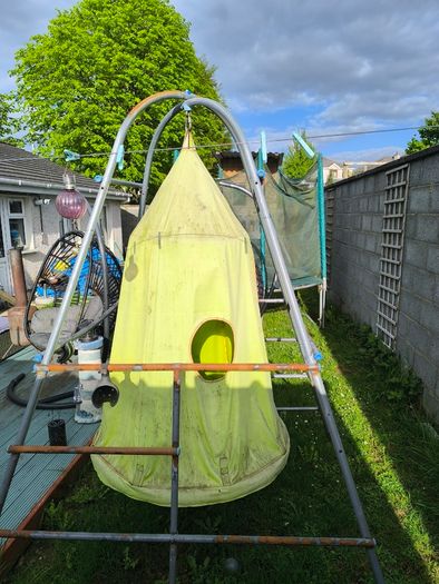 Swing tent