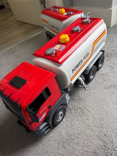 Bruder Oil Truck & Trailer