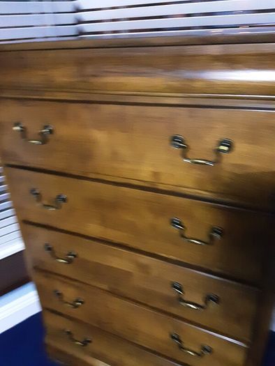 Bedroom 5 drawer chest of drawers immaculate