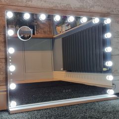 Makeup Vanity Mirror Bright Light Dressing Table