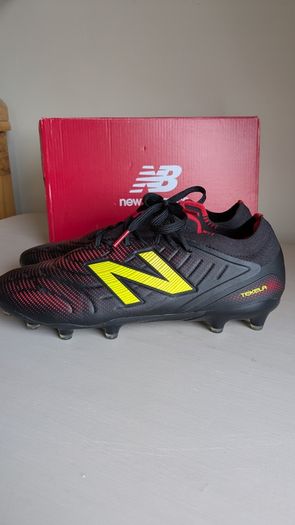 Comfortable Wide Fit New Balance Tekela Elite Low MG V5 Football Boots Like New