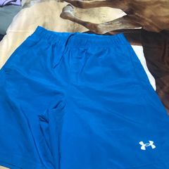 Mens under armour shorts size M