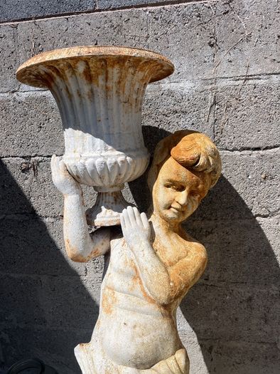 Two cherubs, early Georgian