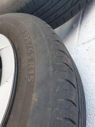 Toyota prius Tyres