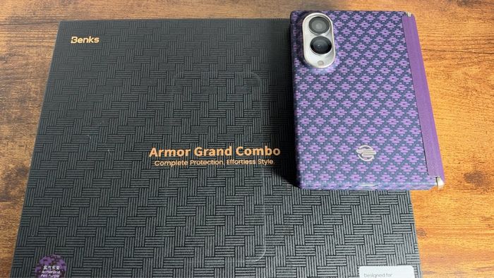 Benks Samsung Galaxy Z Fold 8 case