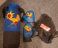 Kids Boxing bag with gloves and net bag