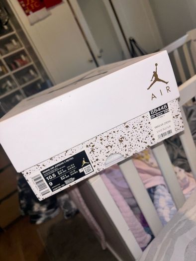 Jordan 4