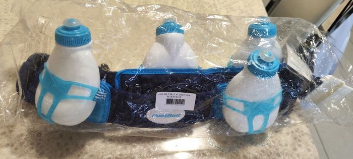 Brand new 4 Bottle Fuel Belt