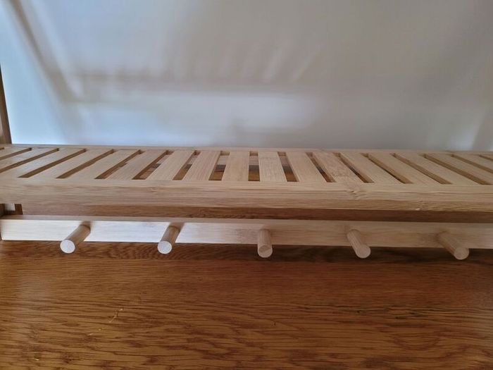 Sostrene Grene Bathroom shelf with pegs