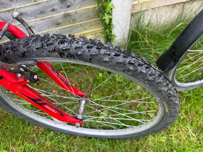 bike 26" inch mountain bike all working new tyres