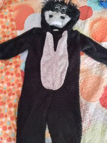 Age 4 to 5 years gorilla onesie