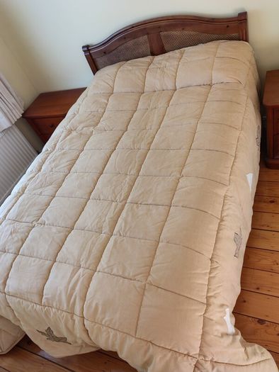 Luxury Heavy Quilted Double Bedspread Set
