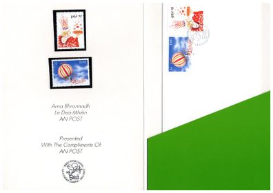 1993 Ireland Love Stamps An Post "Ministerial Pack" include Mint Never Hinged set and first day cover.