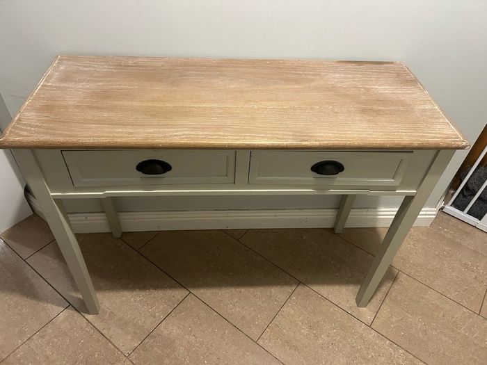 Hall table